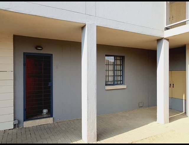 1 BEDROOM APARTMENT FOR SALE IN NOORDWYK